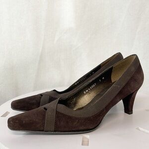 Stuart Weitzman Womens 7M‎ Brown Genuine Suede Leather Expo Pump Kitten Heel